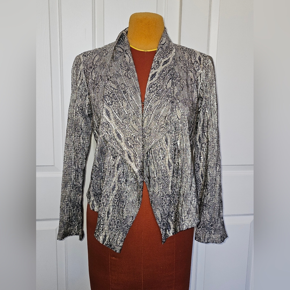 Nwt Chico's Black And Gray Patterned Jacket - image 5